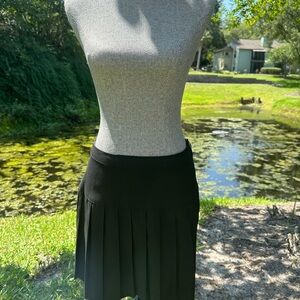 Junior women’s skirt,size 9,brand Dickies